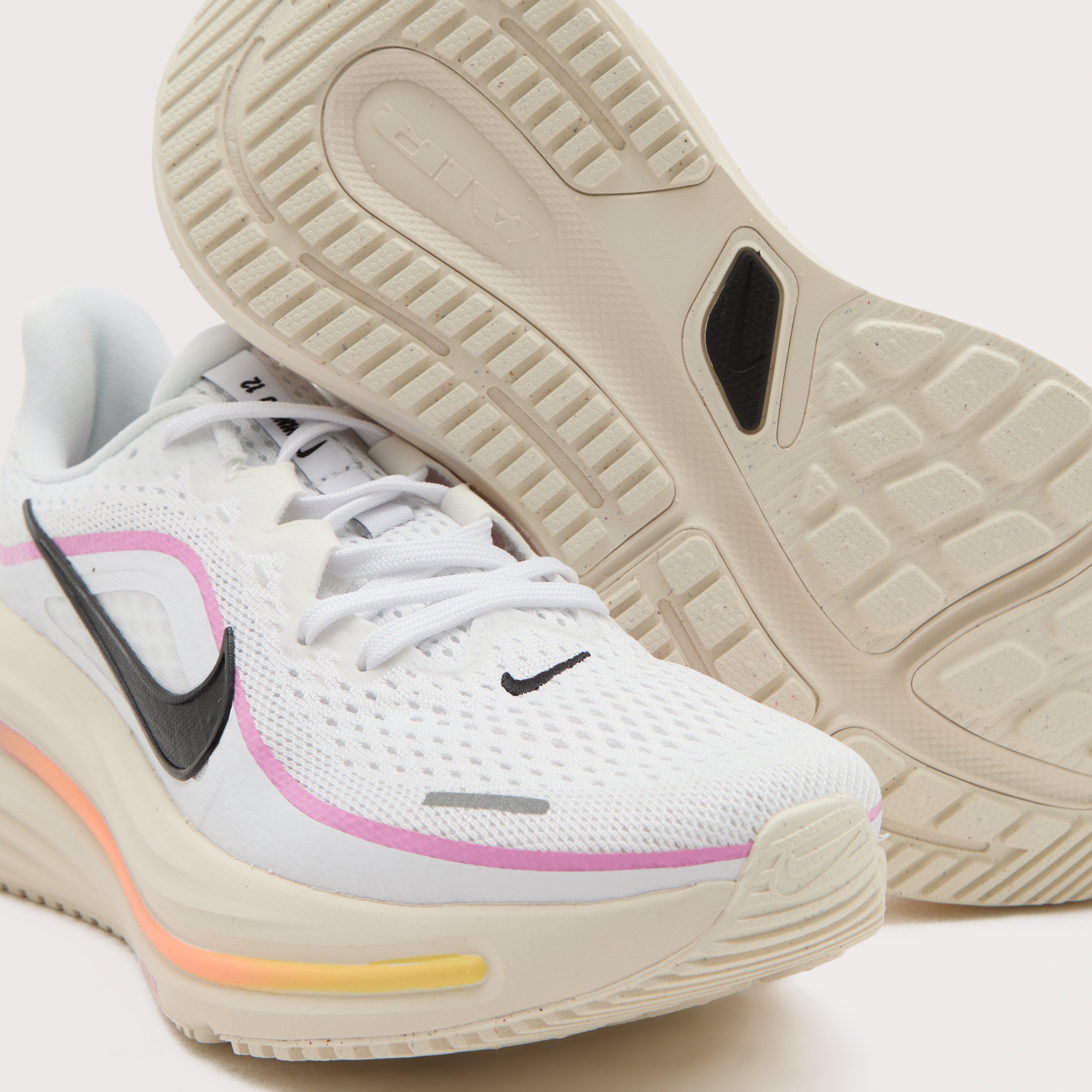 Women’s Winflo 12 Road Running Shoes