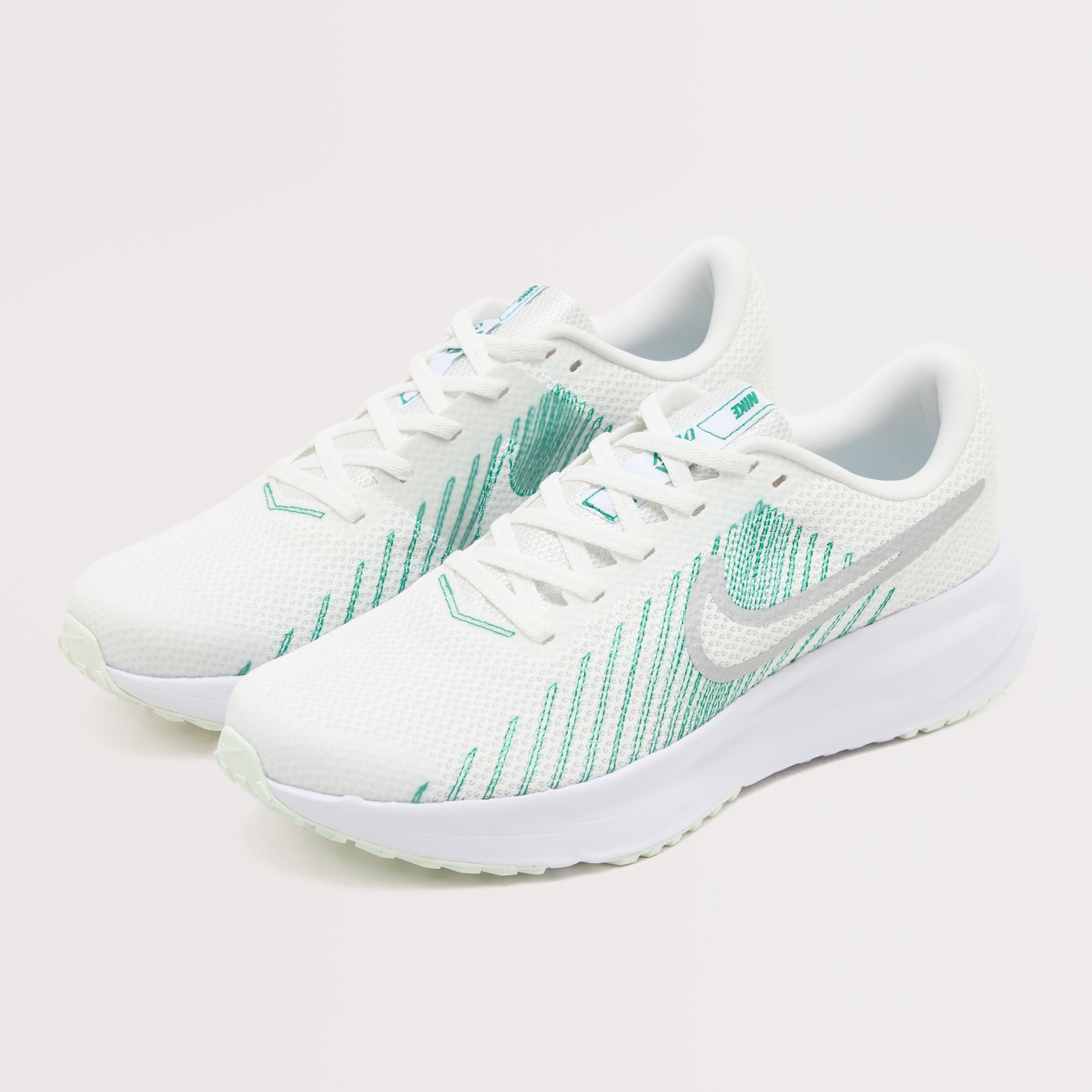 Women's Run Defy Running Shoes