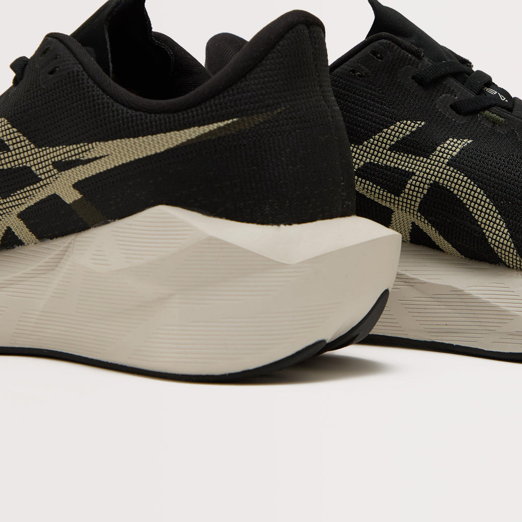 Men's Novablast 6