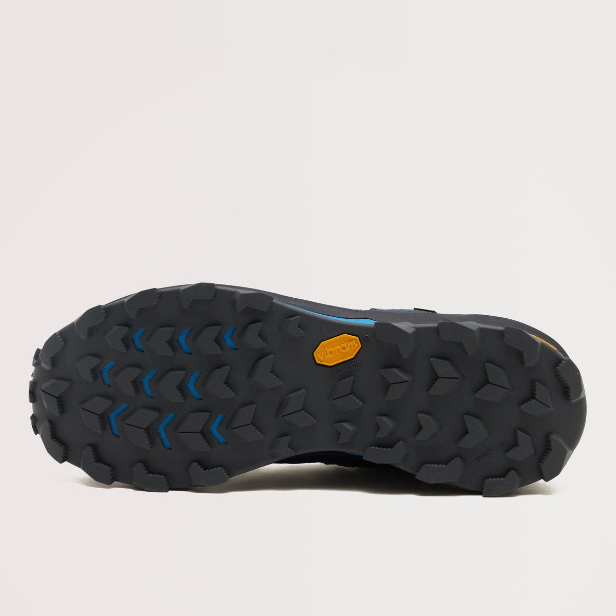 Men’s Peakfreak™ Titanium™ OutDry™ Walking Shoe