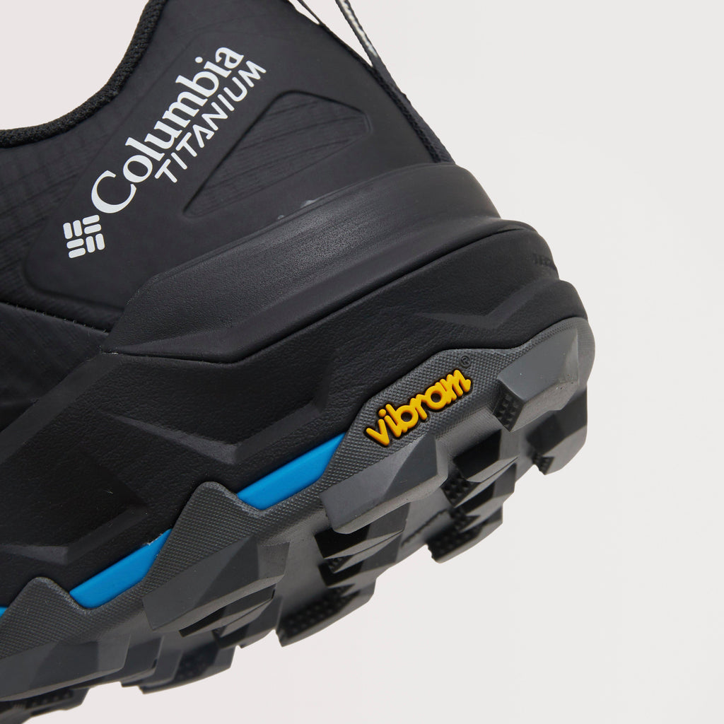 Men’s Peakfreak™ Titanium™ OutDry™ Walking Shoe