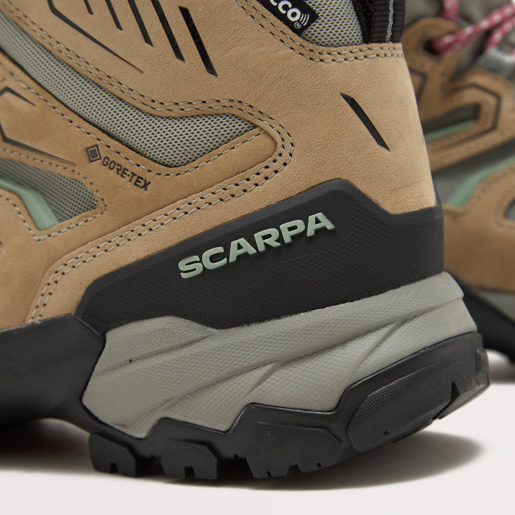 Women’s Moraine Mid GTX Walking Boots