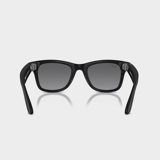 Meta Wayfarer Gradient Polarized Sunglasses