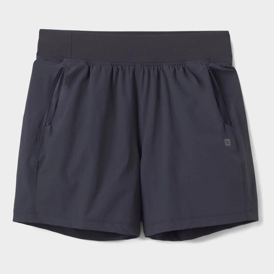 Women's Momentum Shorts