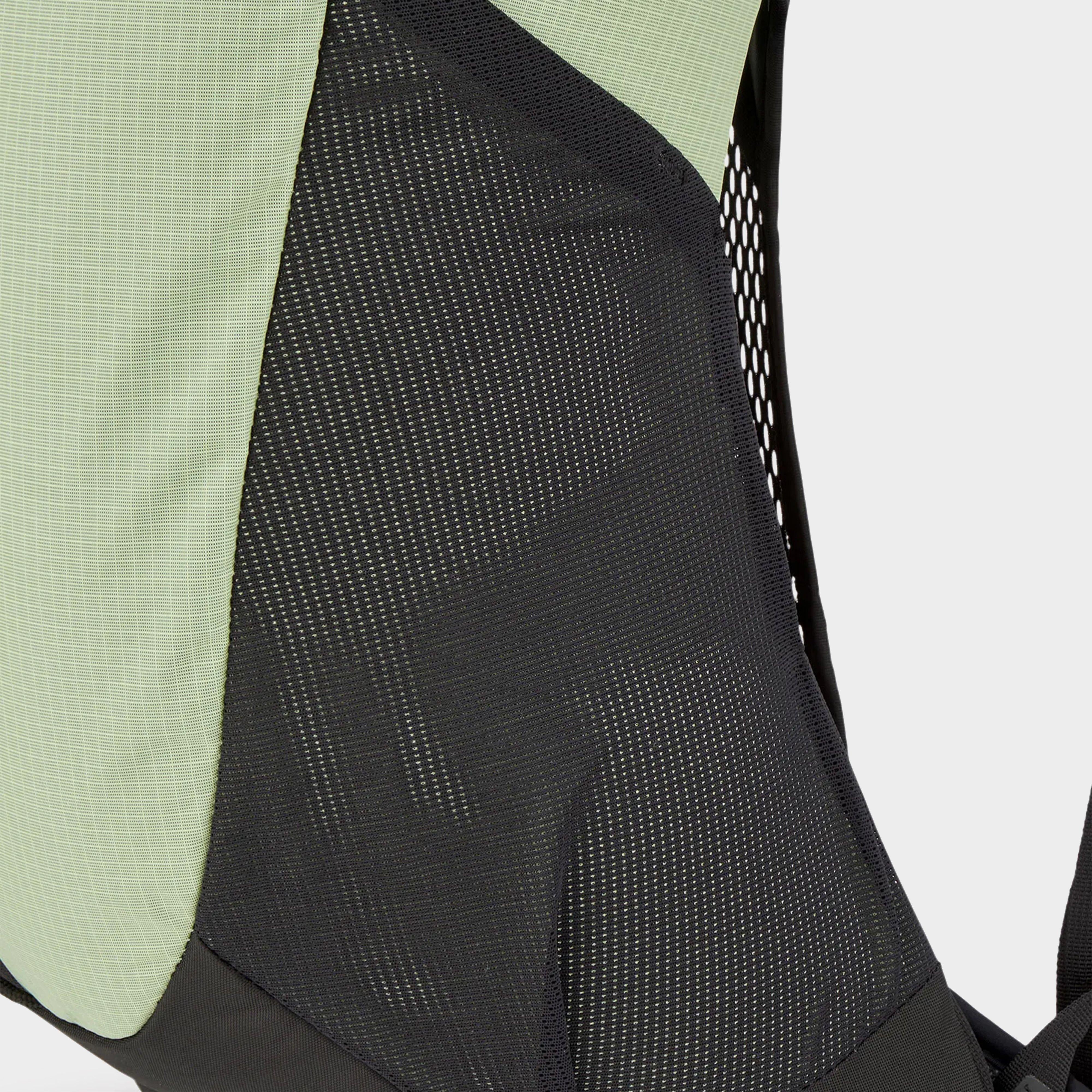 Airox 18L Day Pack Backpack