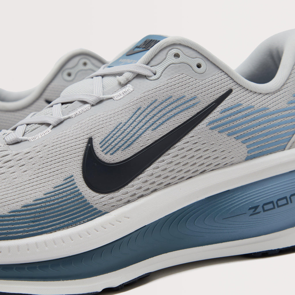 Men’s Vomero 18 Running Shoes