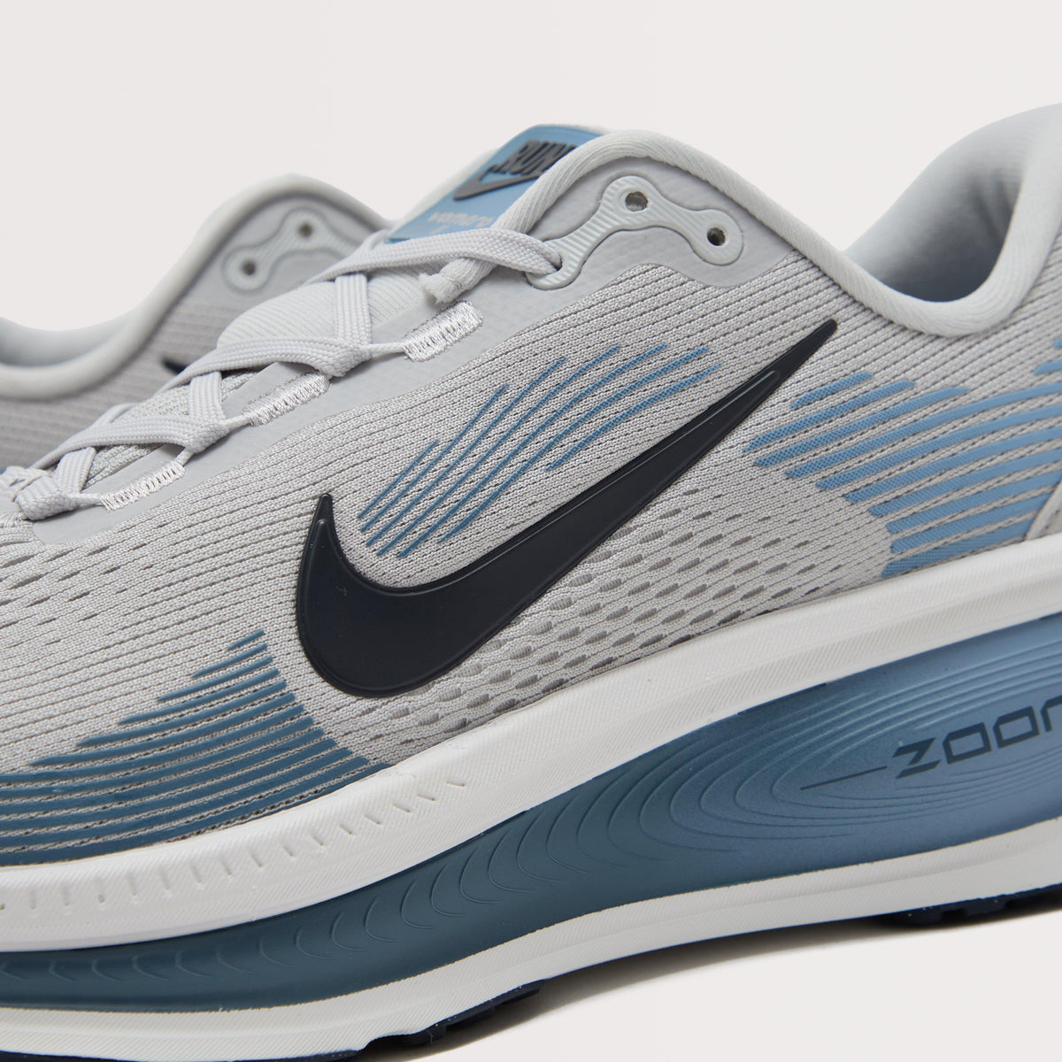 Men’s Vomero 18 Running Shoes