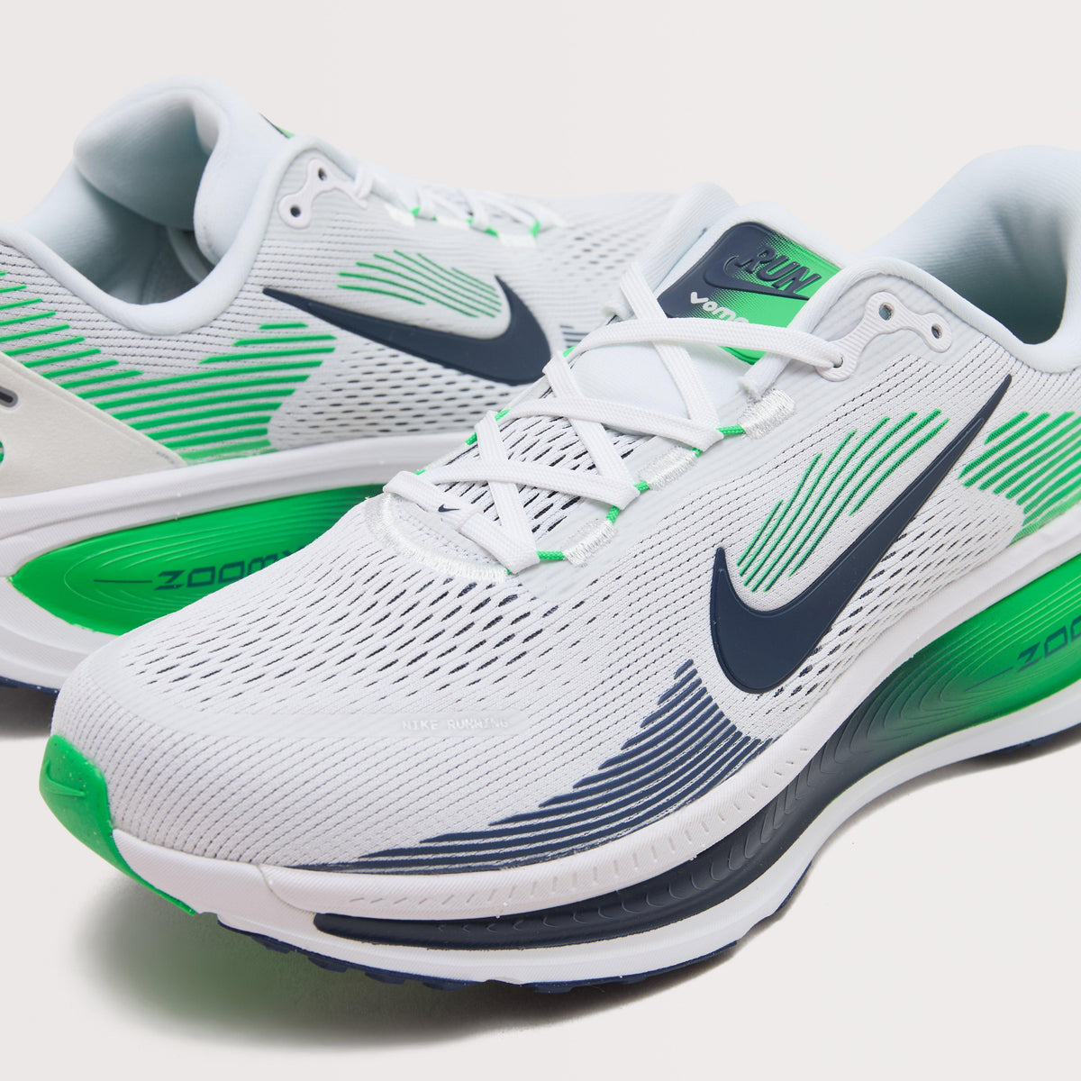 Men’s Vomero 18 Running Shoes