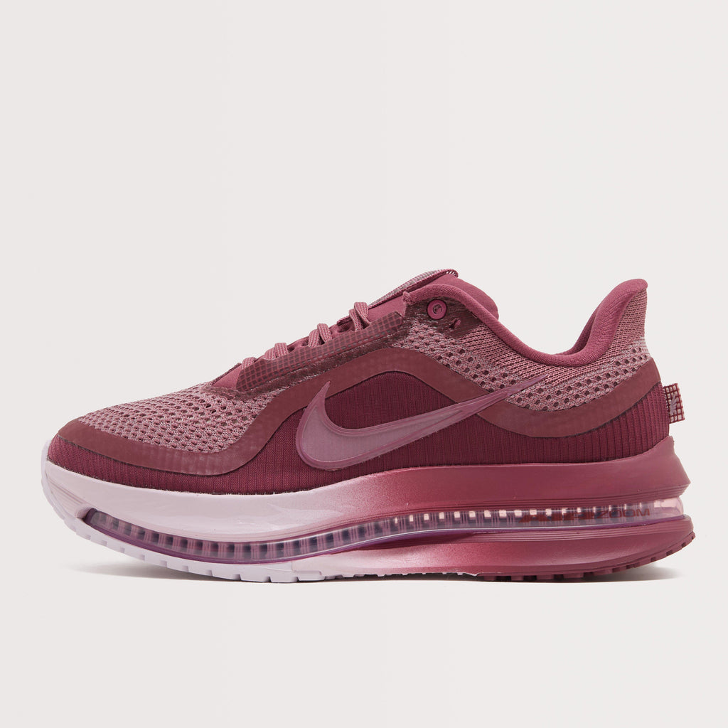 Women’s Pegasus Premium Running Shoes