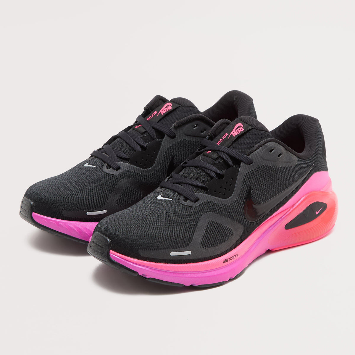 Women’s Structure 26 Running Shoes