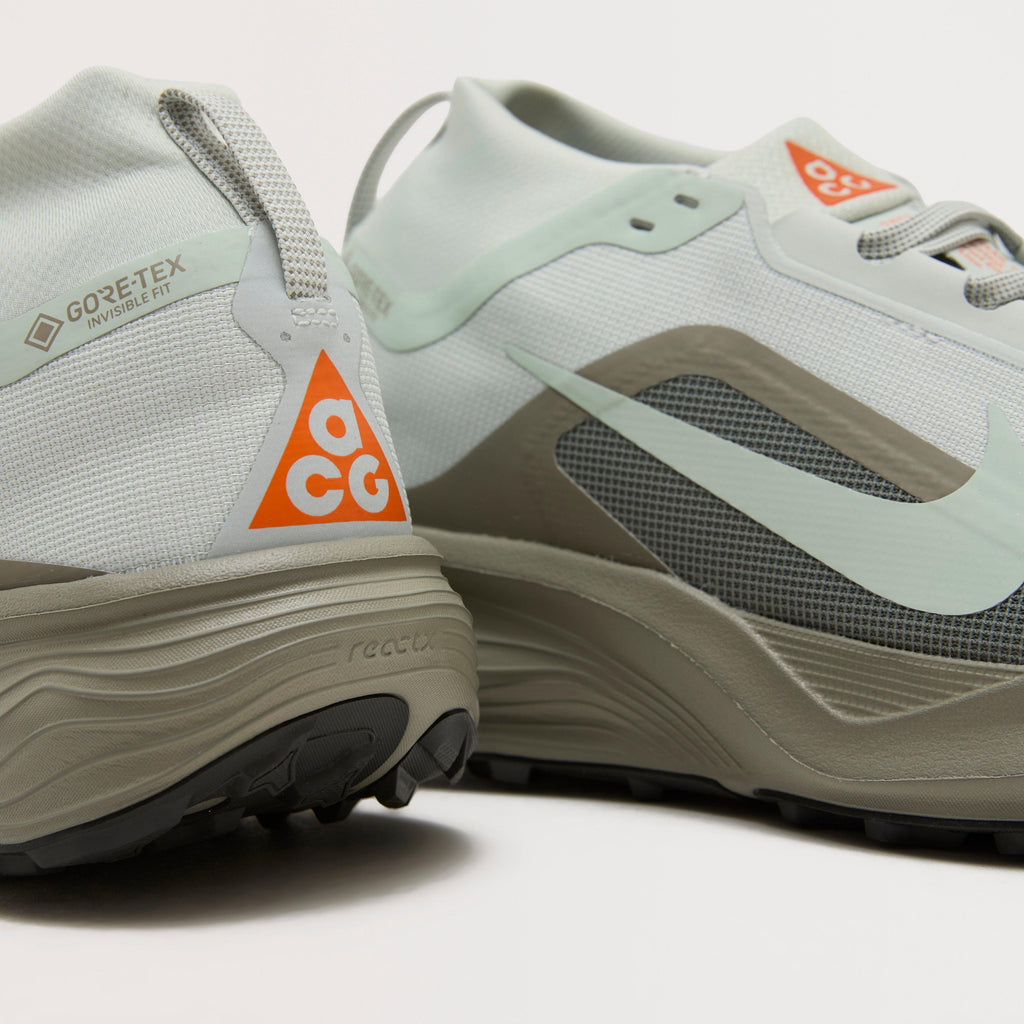 Men’s ACG Pegasus Trail GORE TEX Trail Running Shoes