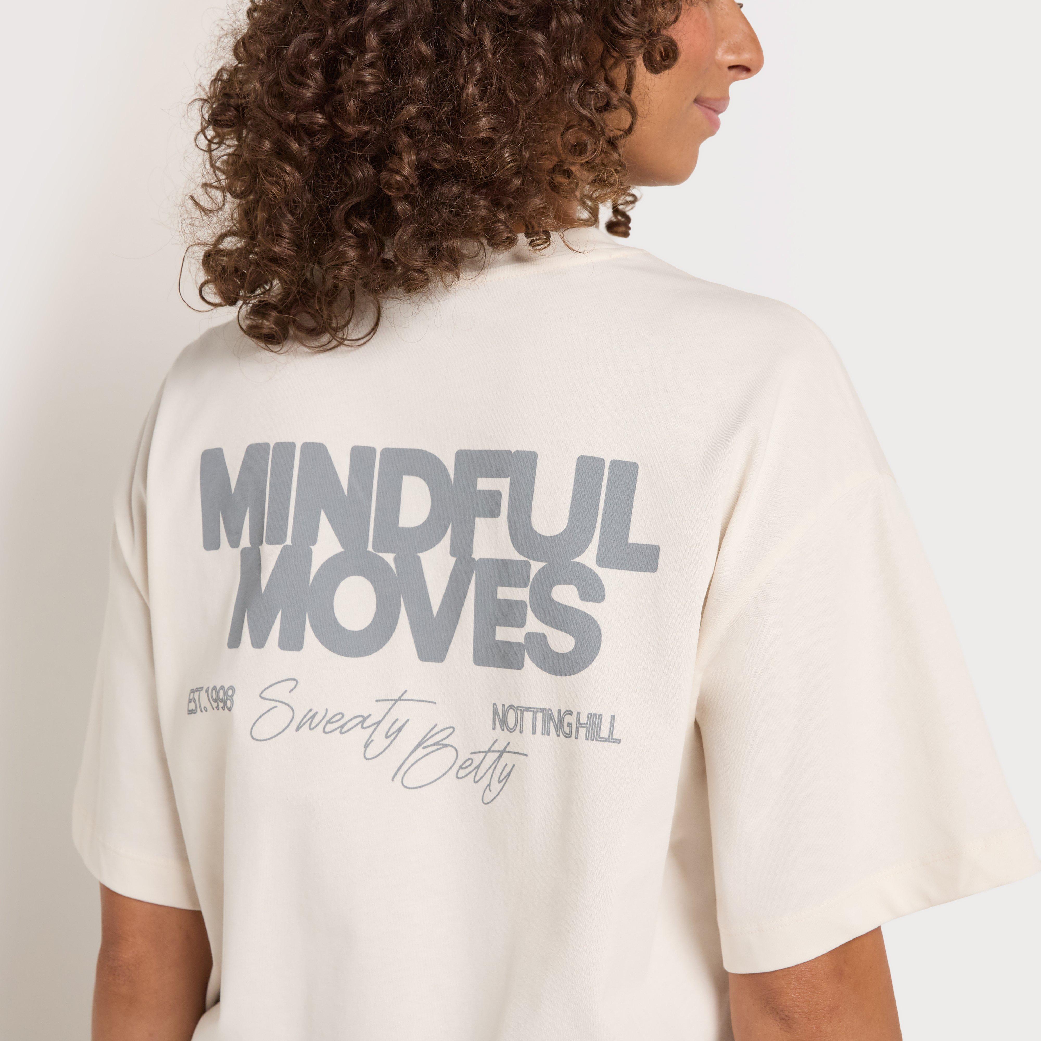 Women's Made To Move Graphic T-Shirt