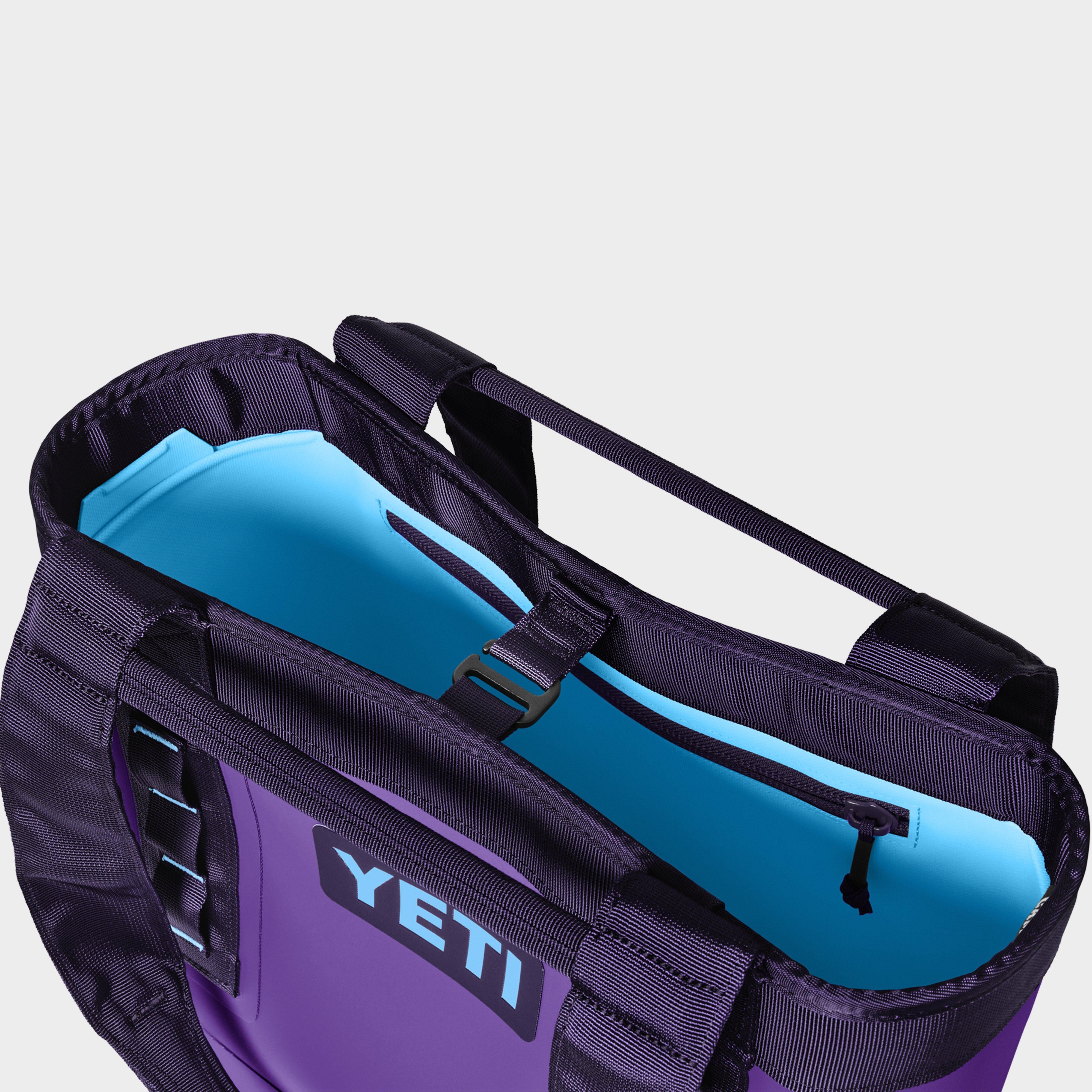 Camino® 20 Carryall Tote Bag