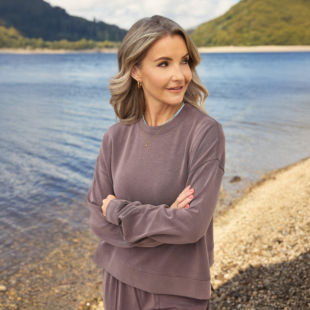 Women's Sand Wash CloudWeight Crop Sweatshirt